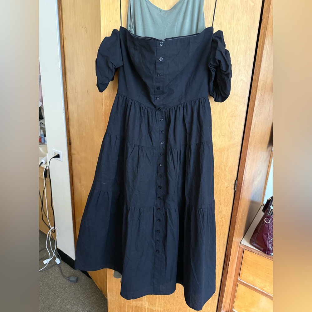 Moodie Off Shoulder Large Skirt Black Dress Small